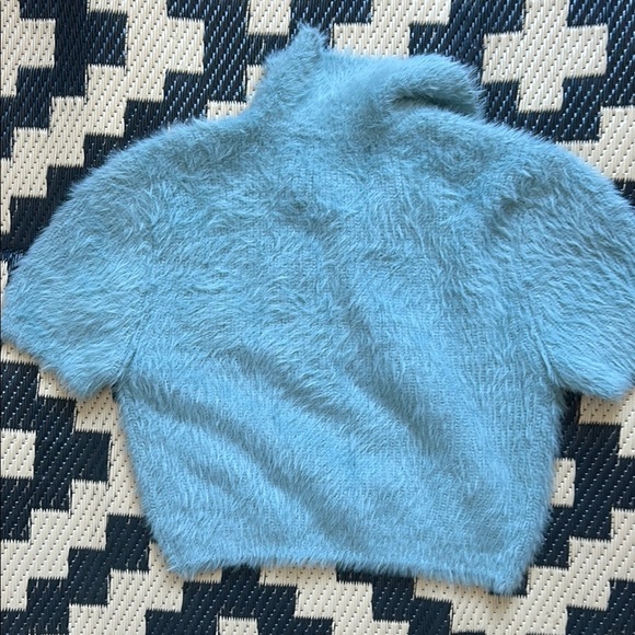 Cropped Y2K style Faux Angora Blue Top - Picture 3 of 4